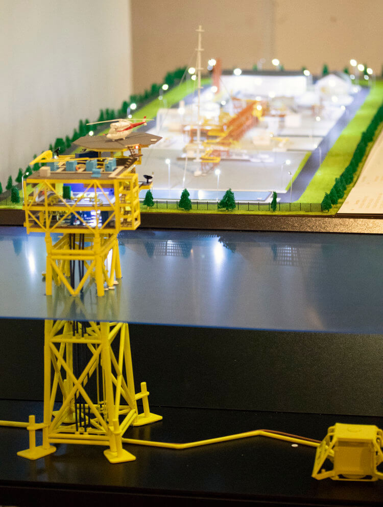 Industrial Model Gas Platform