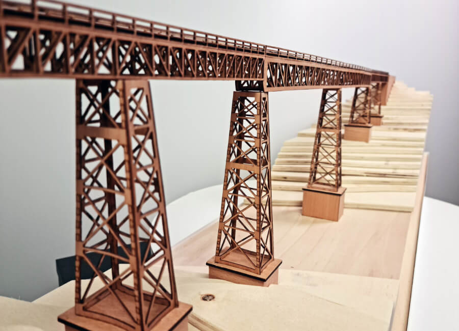 railway bridge scale model